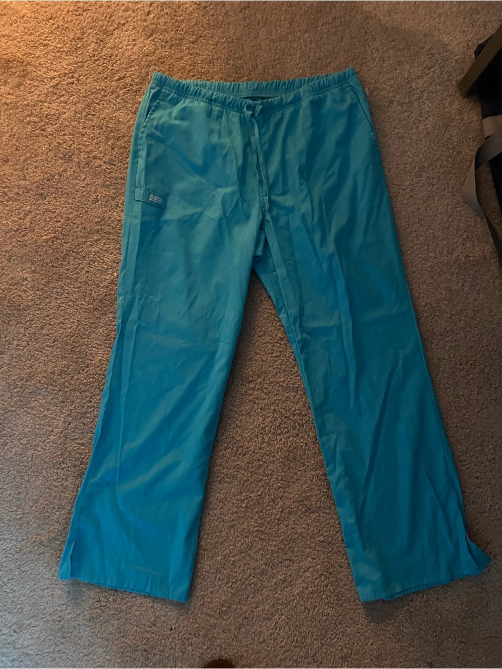 Like new womens Large Cherokee scrub pants